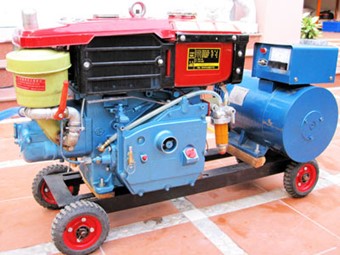 Bài giảng Vật lí Lớp 12 - Bài 17: Máy phát điện xoay chiều (Chuẩn kiến thức)